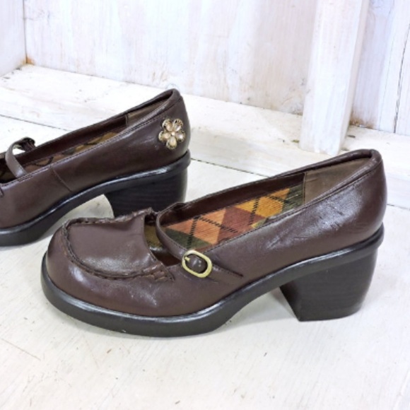 skechers vegan leather